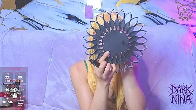 dark nina   online show from June 16, 2026, 4:37 am