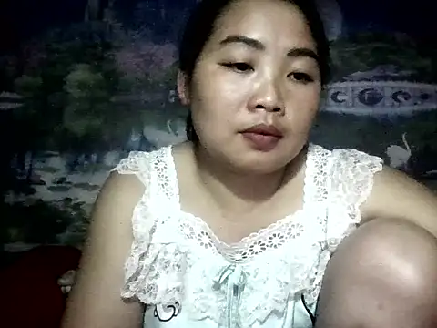 Huemy098 online show from April 24, 2026, 3:14 pm