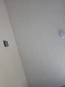 vmaxis online show from April 13, 2026, 7:52 pm