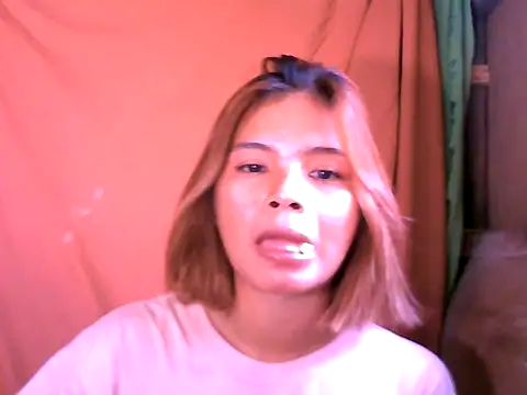 Snapshot of Urcutiepiebaby chatting on March 20, 2026, 3:22 am Urcutiepiebaby online show from March 20, 2026, 3:22 am