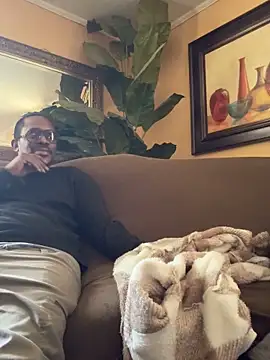 MaKeItWeT4200 online show from March 18, 2026, 3:59 pm