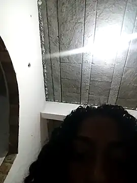 SereiaMulata online show from April 12, 2026, 7:08 pm