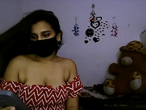 Ishika baby  online show from May 7, 2026, 4:45 pm
