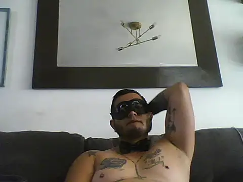 HOTB0Y18 online show from March 23, 2026, 4:22 pm