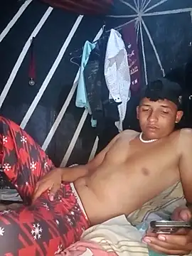 Snapshot of ADES_23CM chatting on April 8, 2026, 5:18 am ADES 23CM online show from April 8, 2026, 5:18 am