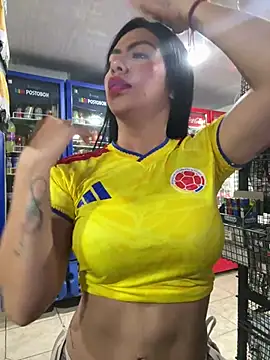 Noa rousse01 online show from June 18, 2026, 6:24 am