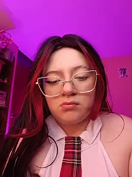 Gigi hart7 online show from April 24, 2026, 12:24 am