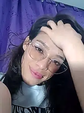 avalustyy online show from April 7, 2026, 1:17 am