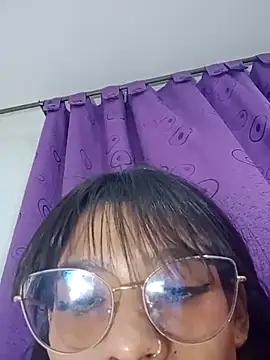 avalustyy online show from April 8, 2026, 12:21 am