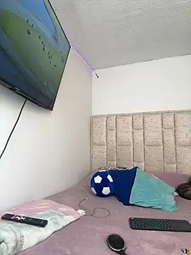 Snapshot of dulce_hell_ chatting on April 6, 2026, 8:32 pm dulce hell online show from April 6, 2026, 8:32 pm