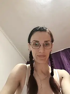 Alexandraamore online show from March 19, 2026, 10:14 pm