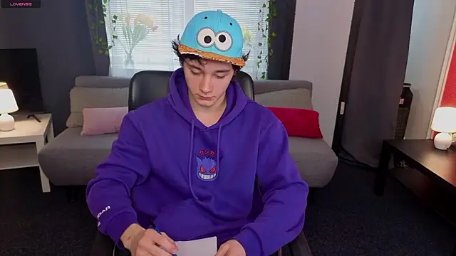 Snapshot of KevinStrike chatting on March 21, 2026, 12:54 pm KevinStrike online show from March 21, 2026, 12:54 pm