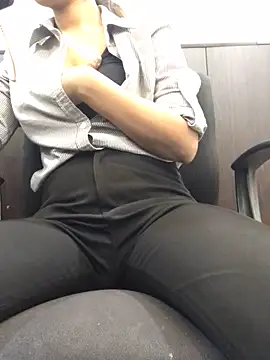 Rajukummr online show from April 13, 2026, 12:10 pm