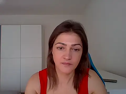 EVERLYY online show from March 20, 2026, 9:25 am