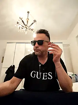 FINCHELABARCAVA online show from March 29, 2026, 4:29 pm