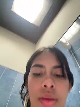 evelyn ks online show from April 6, 2026, 6:09 pm