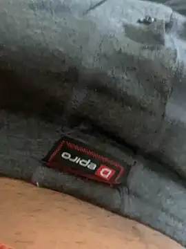 Snapshot of WeepyInsignia chatting on March 26, 2026, 10:54 am WeepyInsignia online show from March 26, 2026, 10:54 am