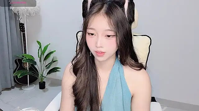 Yukiy8877 online show from March 27, 2026, 9:36 pm