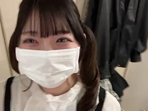 y-u-r-a-33 online show from April 7, 2026, 7:42 am