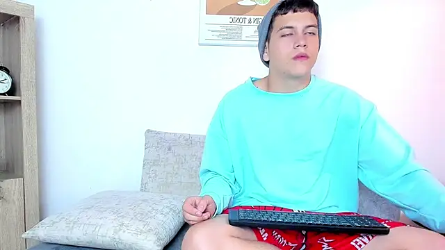 dennis hills online show from March 23, 2026, 12:20 pm