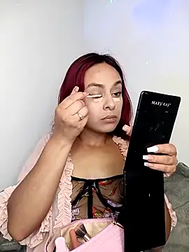 EmiilyFoxx090 online show from April 3, 2026, 2:42 am