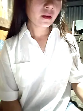 Cute-flowers online show from April 9, 2026, 1:27 pm