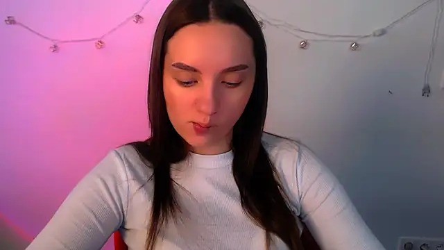 Snapshot of LiaSimss chatting on March 31, 2026, 9:21 am LiaSimss online show from March 31, 2026, 9:21 am