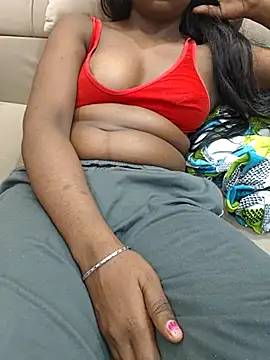 Snapshot of AAHNA_3 chatting on April 11, 2026, 2:49 am AAHNA 3 online show from April 11, 2026, 2:49 am