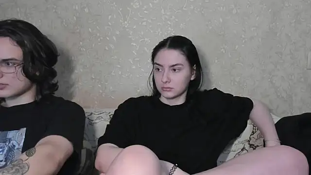muuur love231 online show from April 20, 2026, 5:59 pm