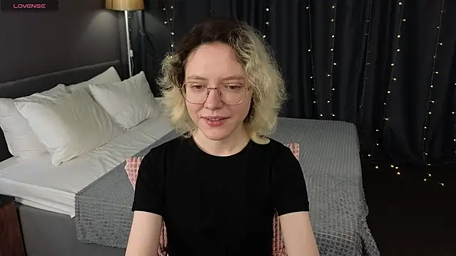 HottoKori online show from April 11, 2026, 5:34 am