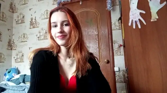 Snapshot of SirenFrost chatting on March 22, 2026, 9:13 am SirenFrost online show from March 22, 2026, 9:13 am