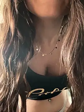 Supremegirlvibes online show from June 1, 2026, 5:58 pm