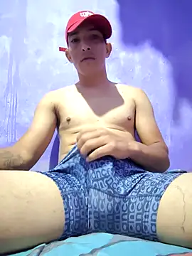 eduardo232345 online show from March 28, 2026, 3:17 am