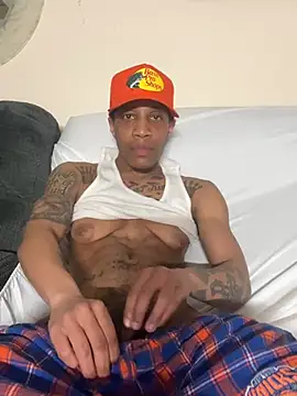 PHAT FTM KLIT87 online show from May 15, 2026, 11:56 pm