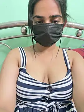 Snapshot of INAYA8855UU chatting on May 28, 2026, 11:07 am INAYA8855UU online show from May 28, 2026, 11:07 am