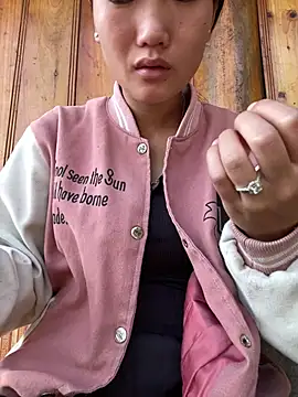 Jolinie online show from April 9, 2026, 12:43 am