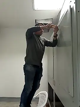 Meliods online show from April 5, 2026, 1:52 pm