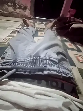 Snapshot of classicraaz chatting on March 24, 2026, 12:43 pm classicraaz online show from March 24, 2026, 12:43 pm