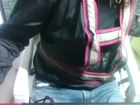 AlxAmr89 online show from April 16, 2026, 9:26 pm