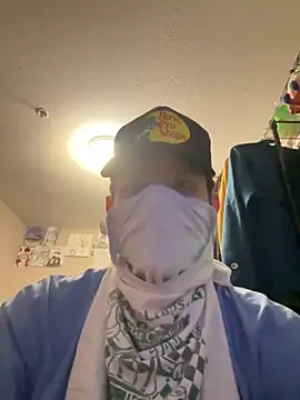 mcrenmf online show from March 22, 2026, 11:52 pm