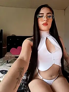 Snapshot of GeishaToro chatting on March 25, 2026, 8:37 pm GeishaToro online show from March 25, 2026, 8:37 pm