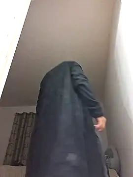 middickstroking online show from May 12, 2026, 4:53 am