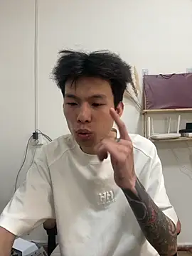 zzzzppp3 online show from April 17, 2026, 4:48 am