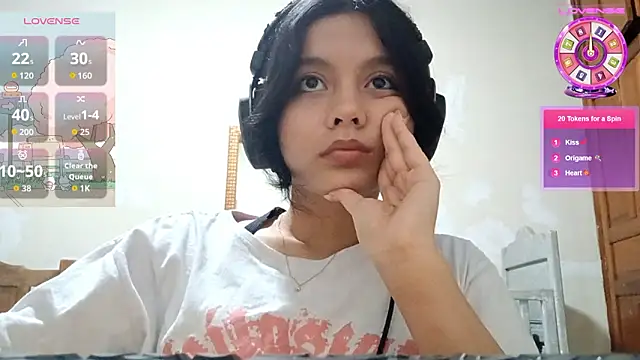 yumiblueberry online show from March 23, 2026, 4:33 pm