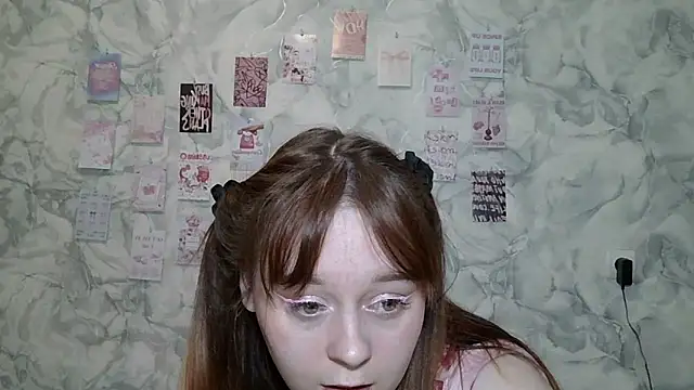 Jenny Kiss  online show from March 30, 2026, 5:58 pm