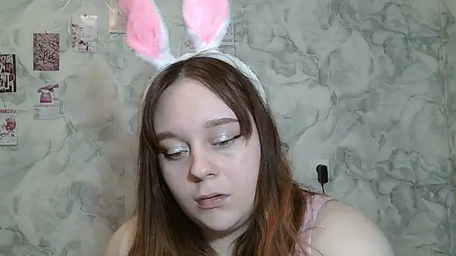 Jenny Kiss  online show from March 31, 2026, 5:57 pm