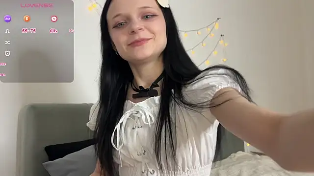 meowchaa online show from May 8, 2026, 4:23 pm