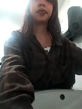 Atenea 7 online show from April 15, 2026, 7:43 pm