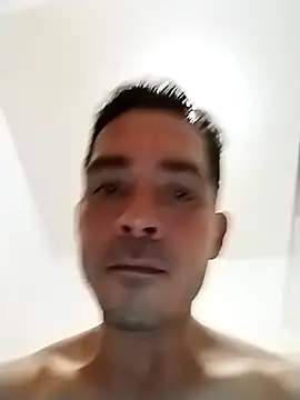 Gabriel leon33 online show from April 11, 2026, 8:46 pm