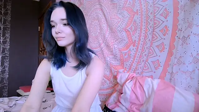 baby onface online show from April 12, 2026, 8:19 am